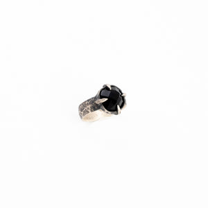 In Chains Ring // Onyx